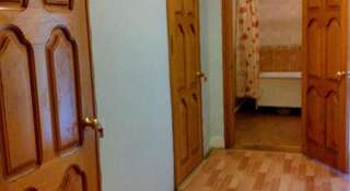 Гостевой дом Yuzhniy Анапа Трехместный номер эконом-класса с общей ванной комнатой-1